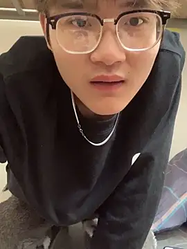 KK-cuteboy's cam snapshot