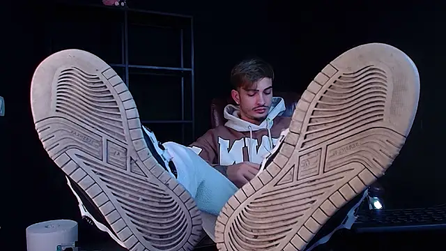 BrandonTate's cam snapshot