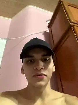 dailydosam's cam snapshot