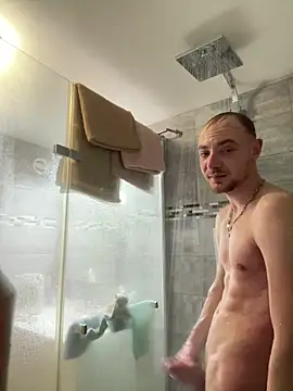 Crevette311's cam snapshot