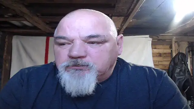 Newfiesausage1972 live sex cam