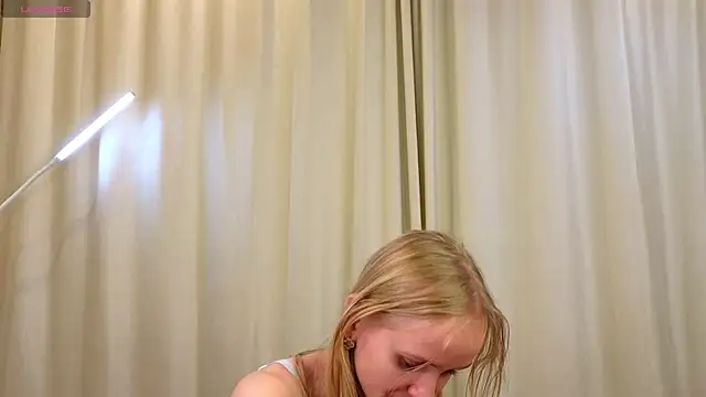 ToshiaPotvin's cam snapshot