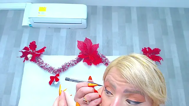 LeahMillerr's cam snapshot