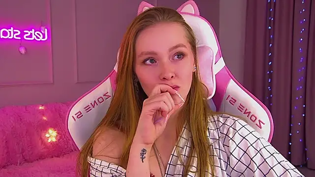 AgataFoxley live sex cam