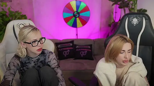 Jessica_start's cam snapshot