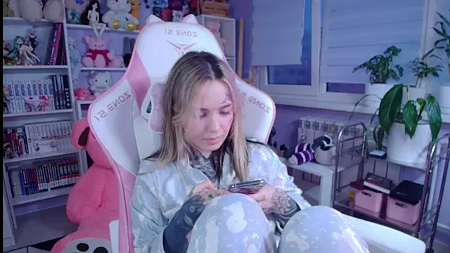 Catharsisi's cam snapshot