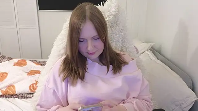lilleambi live sex cam