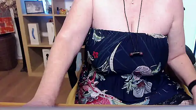 Mone_Live's cam snapshot