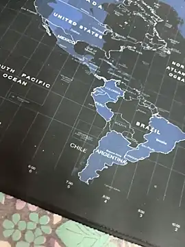 chocolate_boy45's cam snapshot