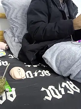 yazin19 live sex cam