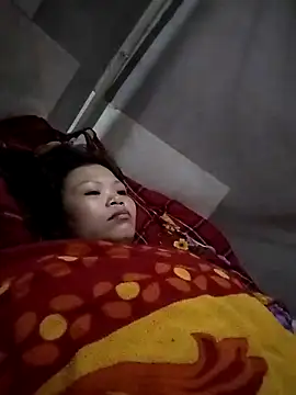 LinhNa999 live sex cam