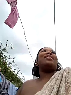 SWEETDOLLY29XX live sex cam