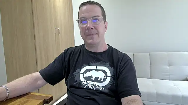 BrettJ81's cam snapshot