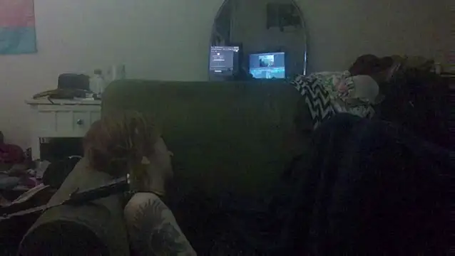 Heavenly_Creature333 live sex cam