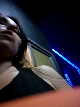 Izabella_Bella live sex cam