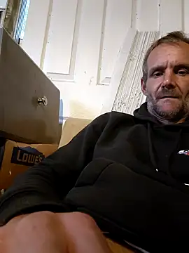 Hungwell1515 live sex cam