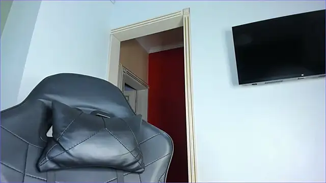 taeni_lara live sex cam