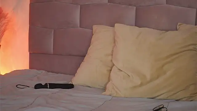 AnitaKariri live sex cam