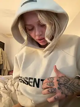 blissdimicco live sex cam