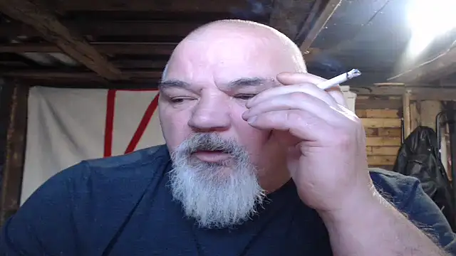 Newfiesausage1972 live sex cam