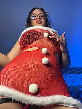 LylaLee111 live sex cam