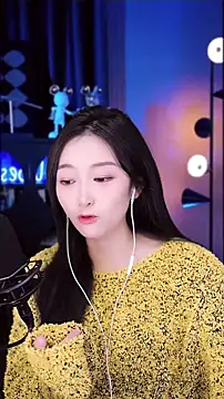 Singer-muzi live sex cam