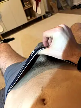 Hothungboy1 live sex cam