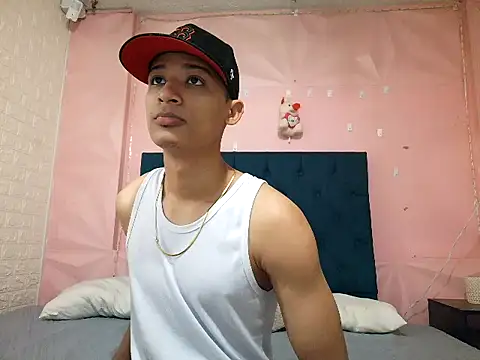 saniasex2025's cam snapshot