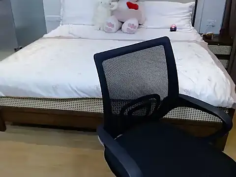 LilyViolet123's cam snapshot