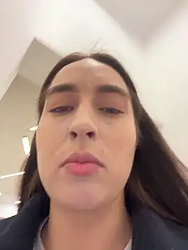 Holly_Play live sex cam