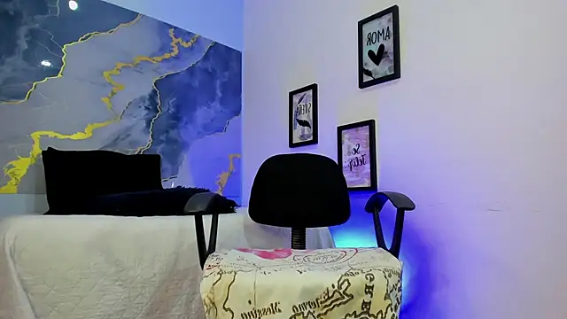 latin_crissex's cam snapshot