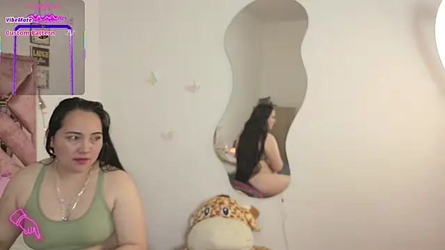 Jasmine_1526's cam snapshot