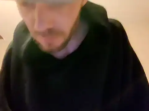 Huntzg23's cam snapshot