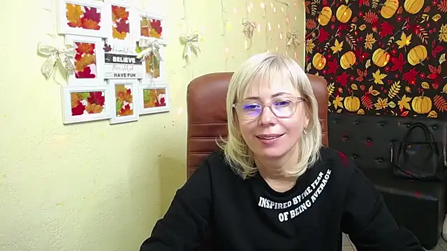 LaurenWishy's cam snapshot