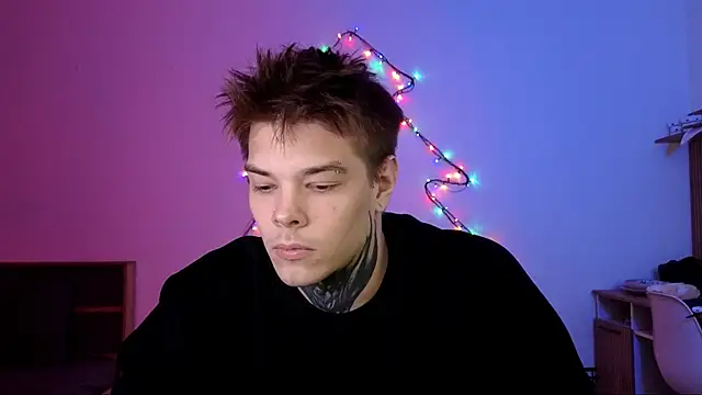 DENIS_HERE's cam snapshot