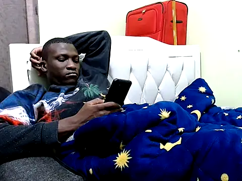 Bruze-Jade's cam snapshot