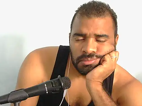 YOX22's cam snapshot