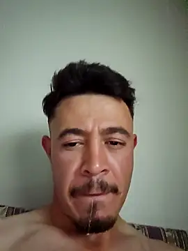 Paploesco026's cam snapshot