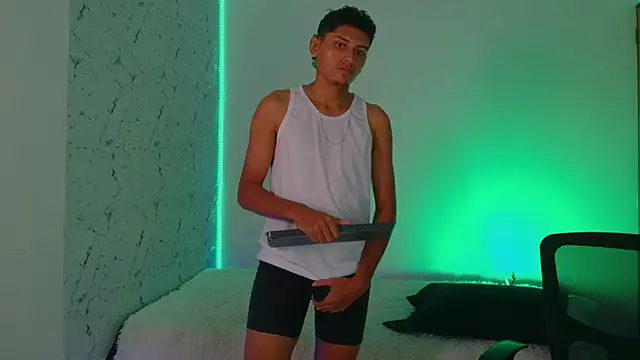 the_crackopry's cam snapshot