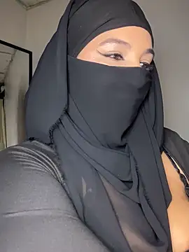 Zeynep-Lahsen's cam snapshot