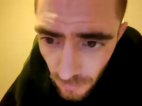 Huntzg23's cam snapshot