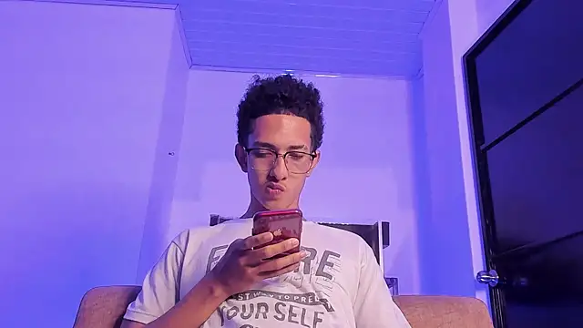 Cj_davis_'s cam snapshot