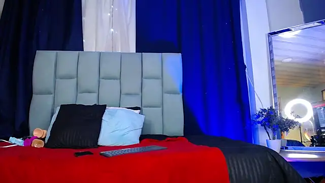 SweetRenata_'s cam snapshot