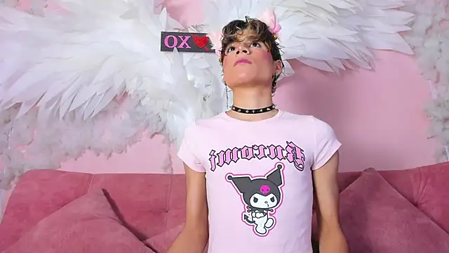 Leo_Glow's cam snapshot