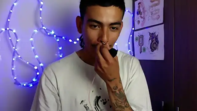 sorry-mom69's cam snapshot