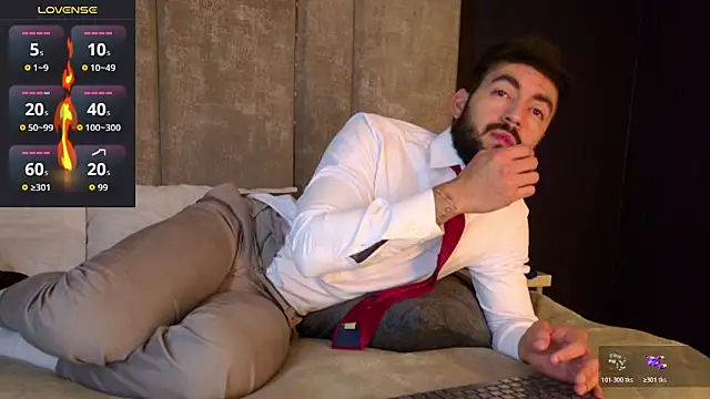 MarkWalker__'s cam snapshot