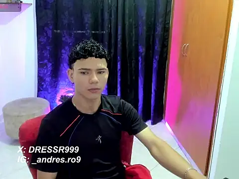 secret_justin7's cam snapshot