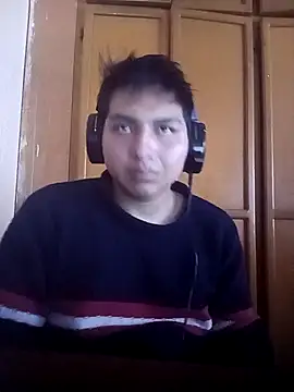 LoganFinds live sex cam