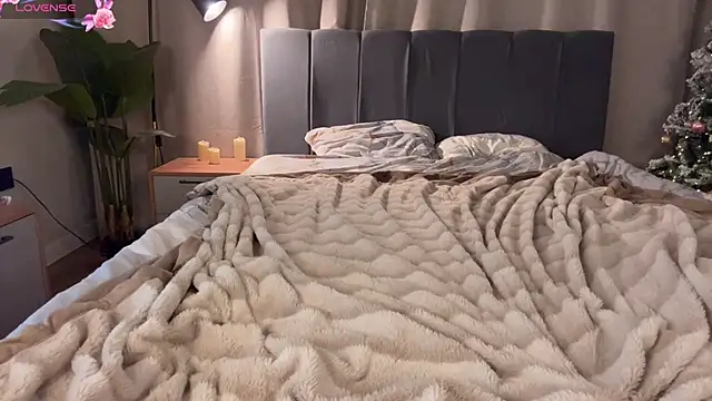 Meow_mere's cam snapshot