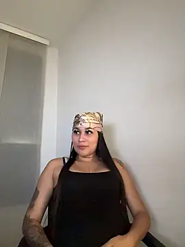 kylie_pregnat's cam snapshot